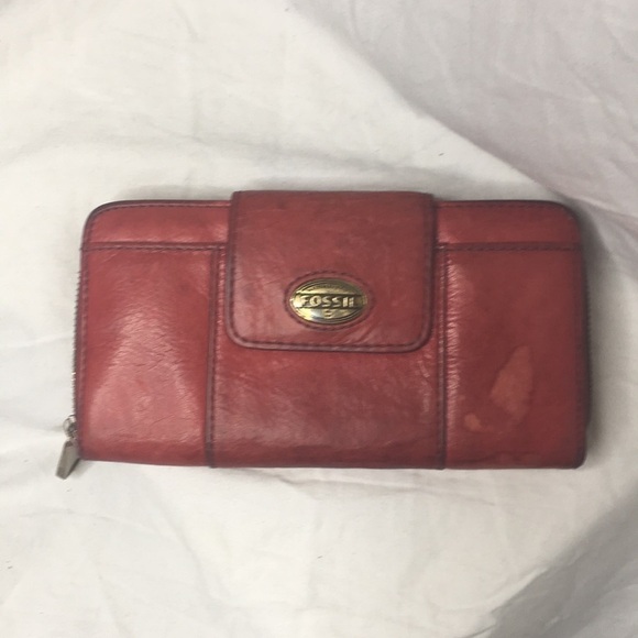 Fossil Maddox lady’s wallet in red - Picture 1 of 8